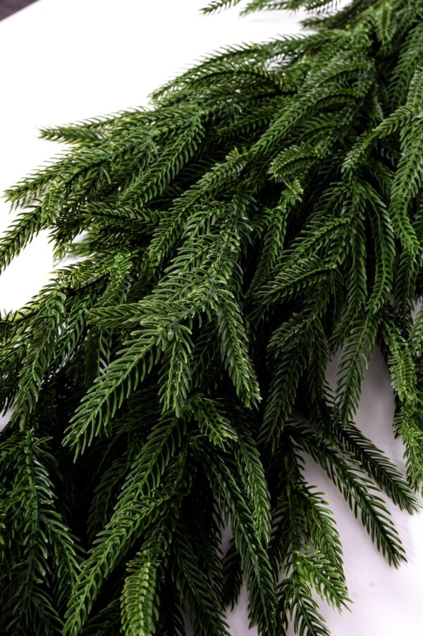 Girland 5 Nordic Spruce Soft – 100% PE prémium karácsonyi girland